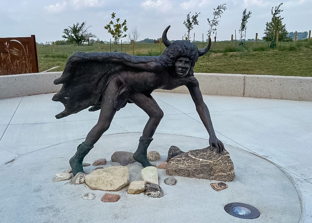 Saskatchewan-Wanuskewin-hunter
