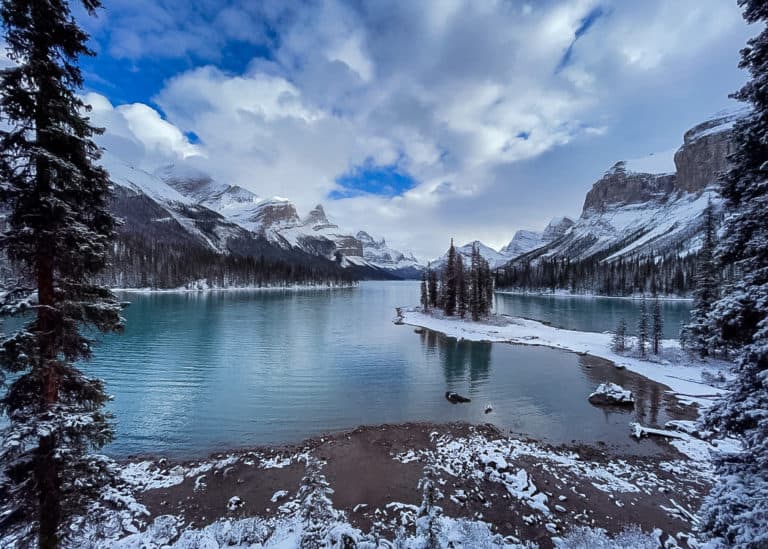 Things-to-do-in-Alberta-Jasper-Spirit-Island