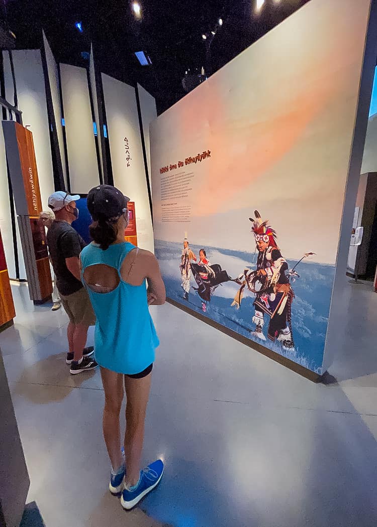 Wanuskewin-main-exhibit-hall-enrance-1