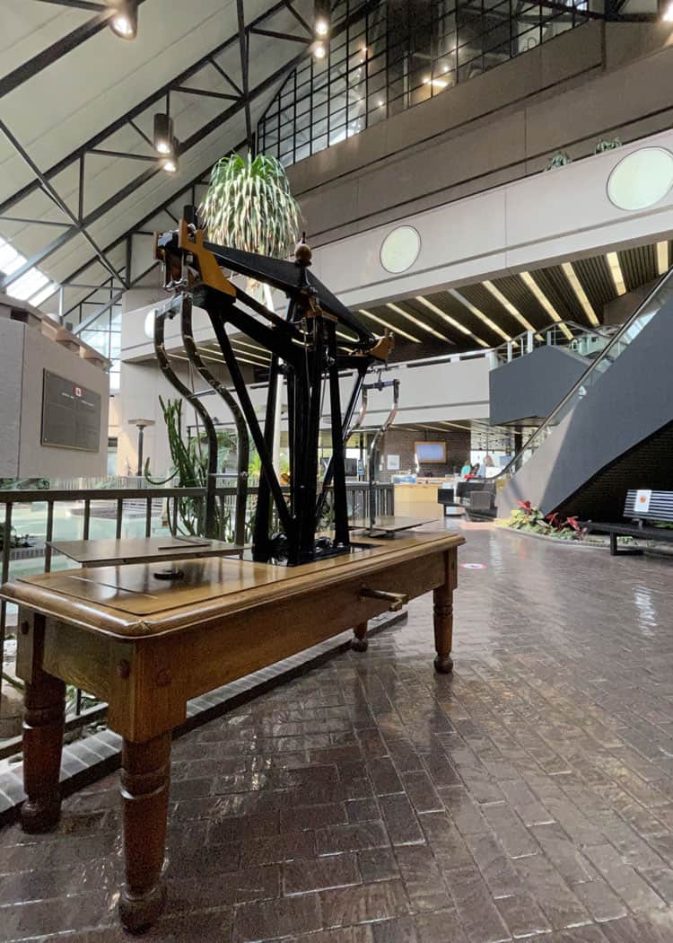 Winnipeg-Canadian-Mint-inside