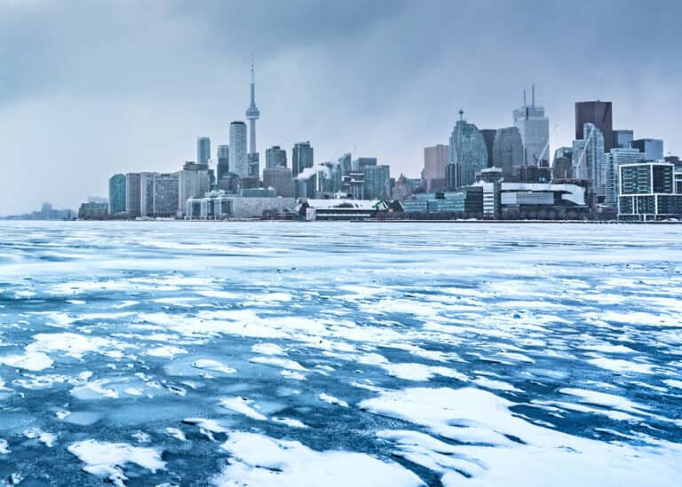 Toronto in December - icy Skyline