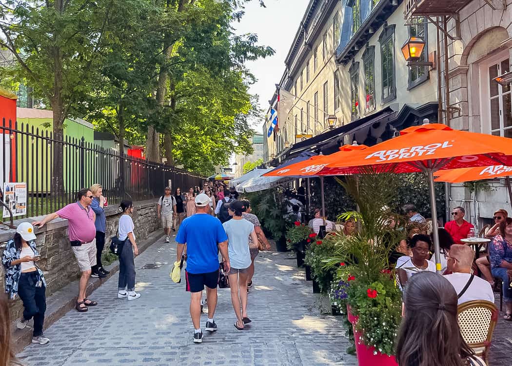 Quebec-Old-City-shops