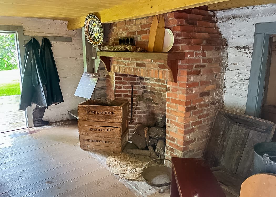 Point-Pelee-National-Park-Delaurier-Homestead-Inside