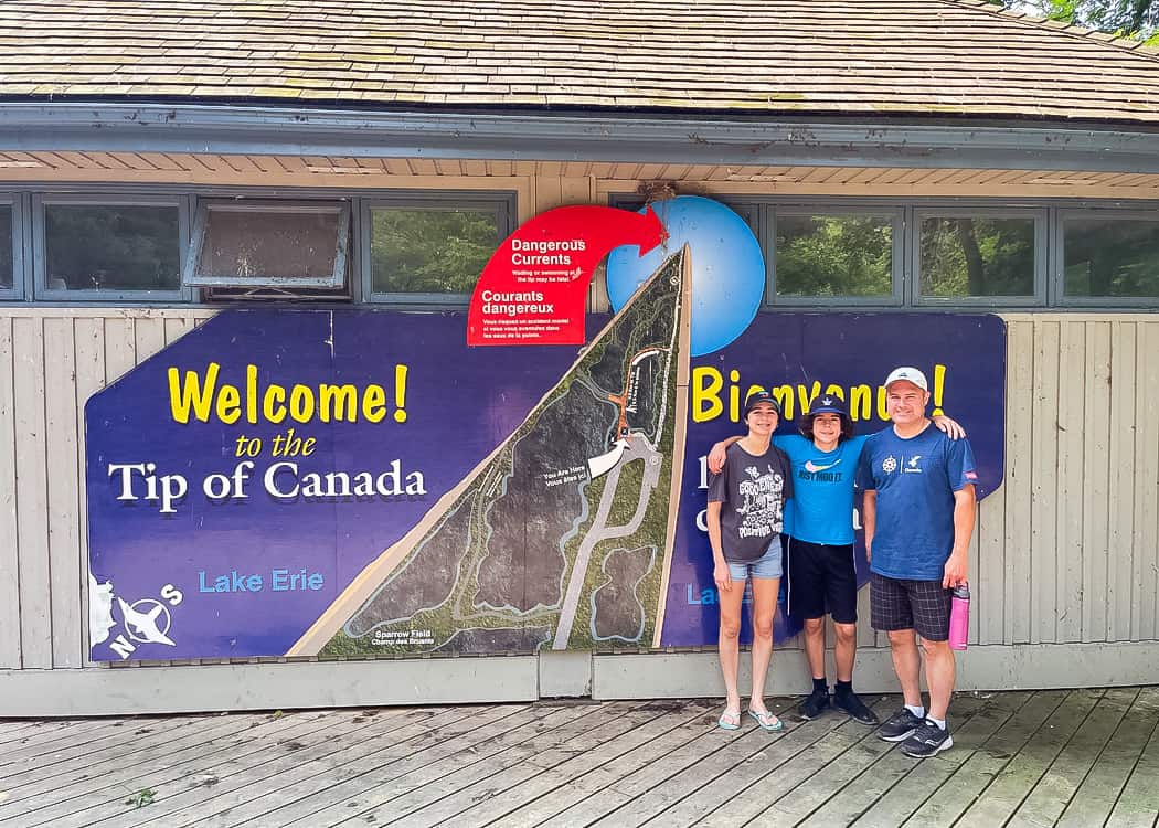 Point-Pelee-National-Park-Sign-at-the-Tip-shuttle-dropoff